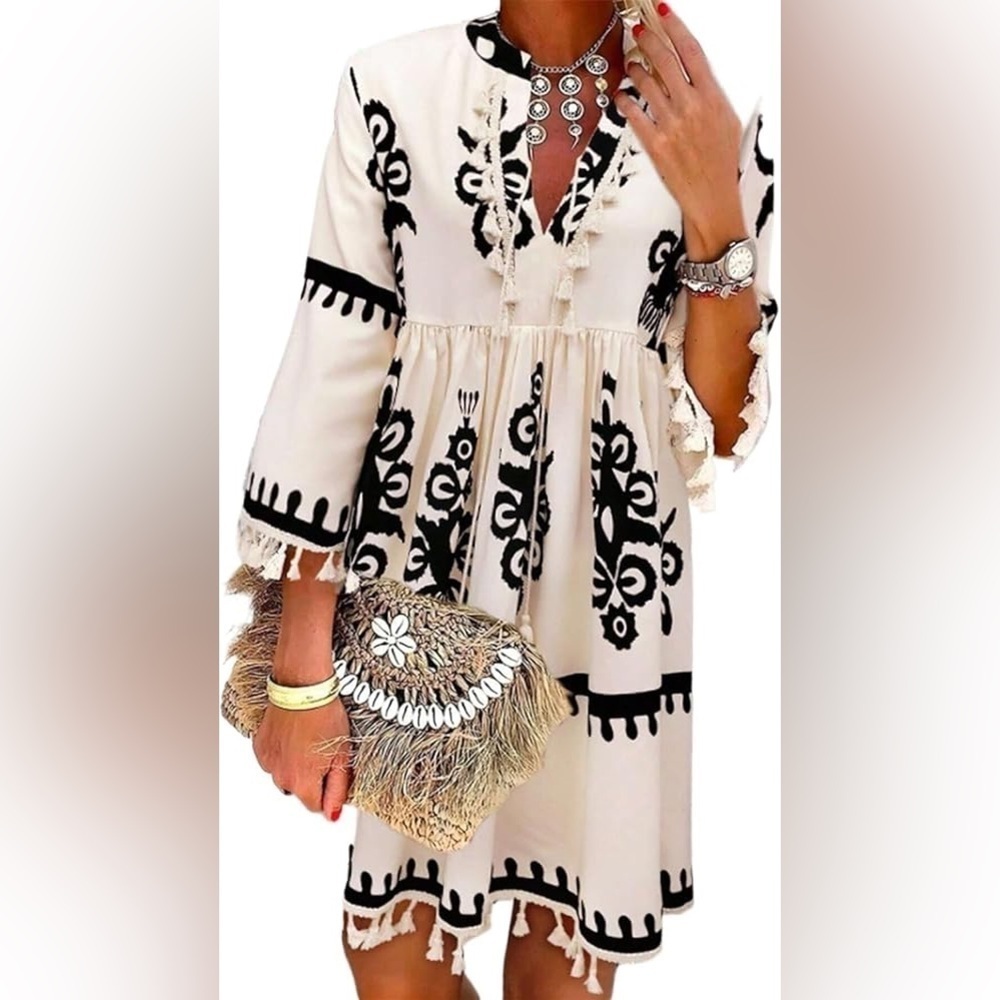 WOMEN BEIGE TRIBAL PRINT BOHO, MINI TASSLE DRESS. SIZE S.